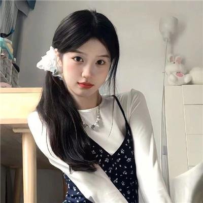 倒挂的爱丽丝